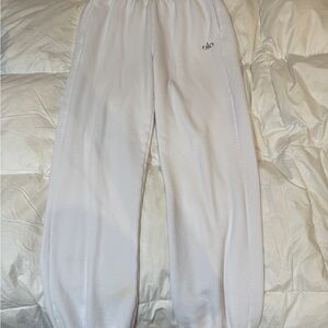 ALO Accolade Sweatpants White